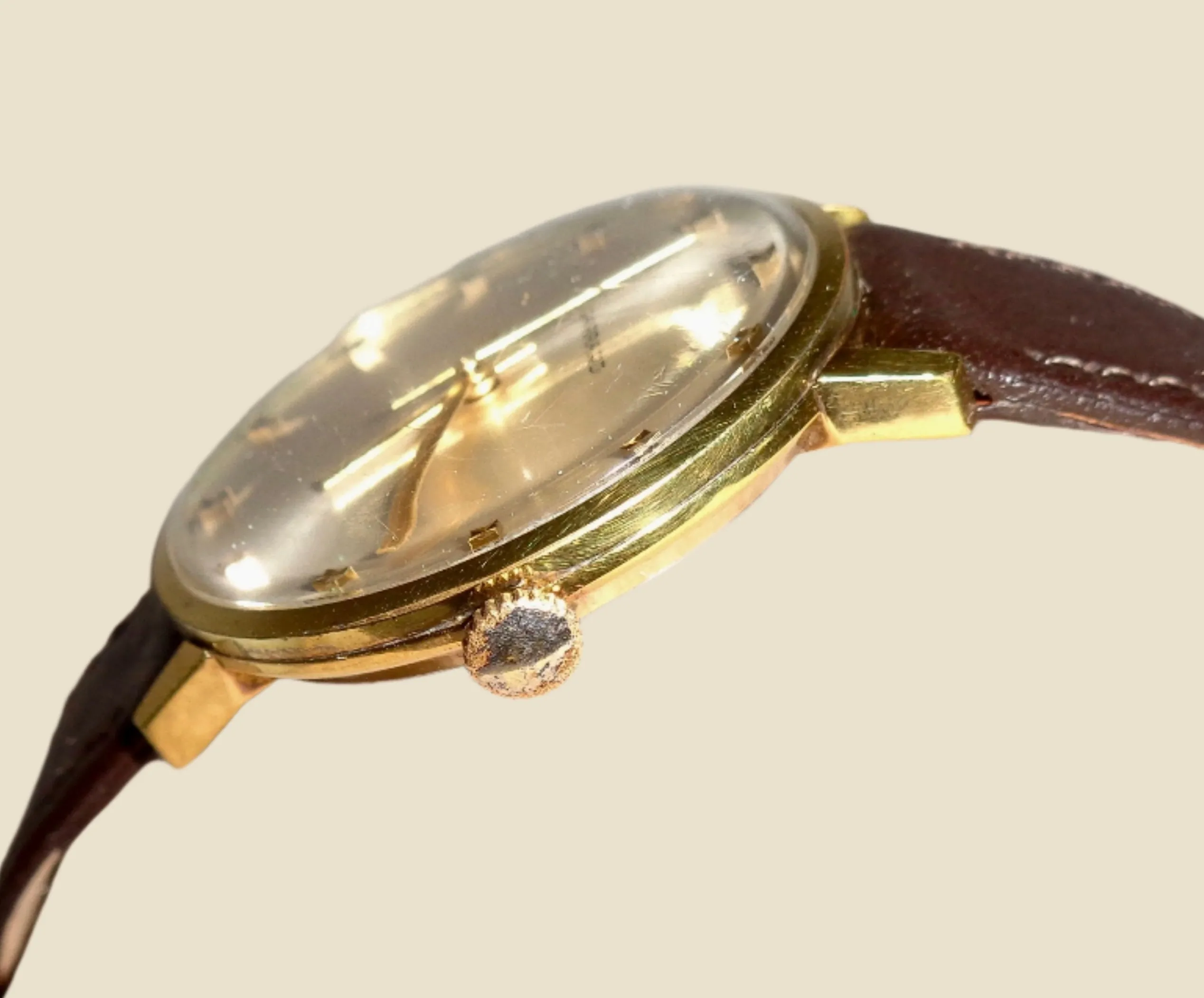 1970s Garrard Gold Plated 17 Jewel Manual Wind Watch With An ETA 2391 Movement