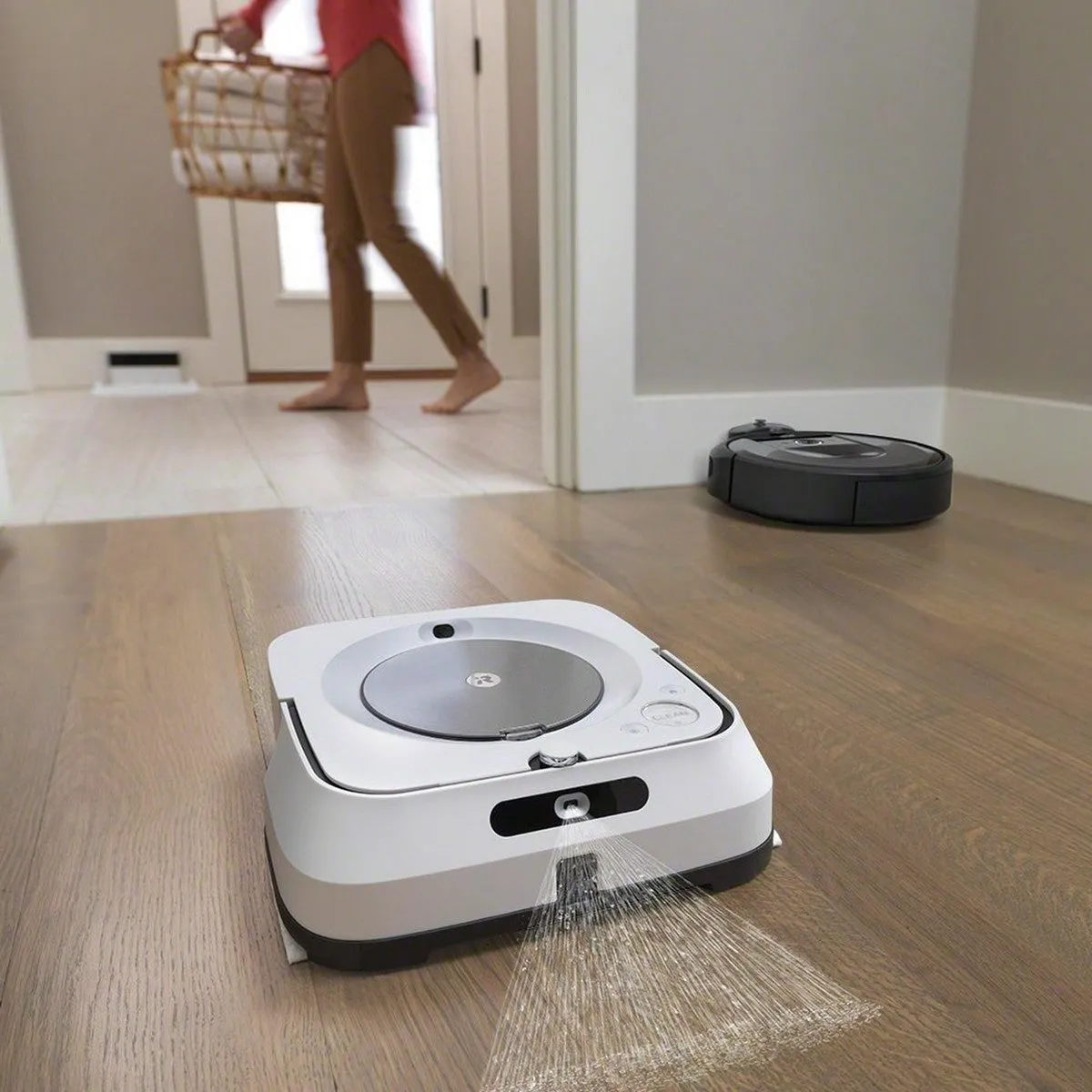 iRobot® Roomba® i7 Wi-Fi 聯網掃地機器人