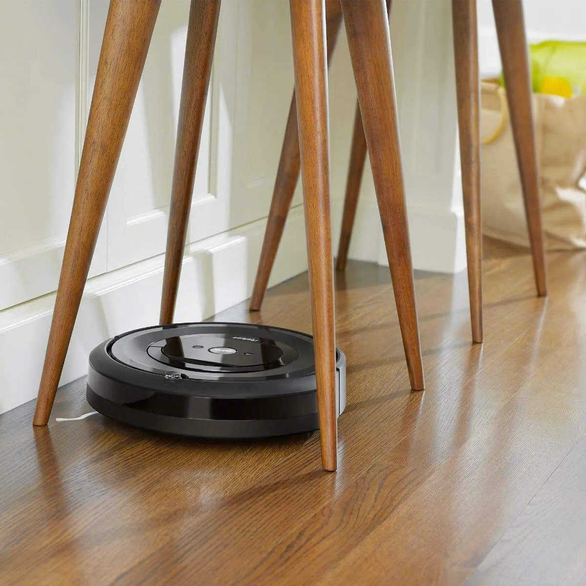 iRobot® Roomba® i7 Wi-Fi 聯網掃地機器人