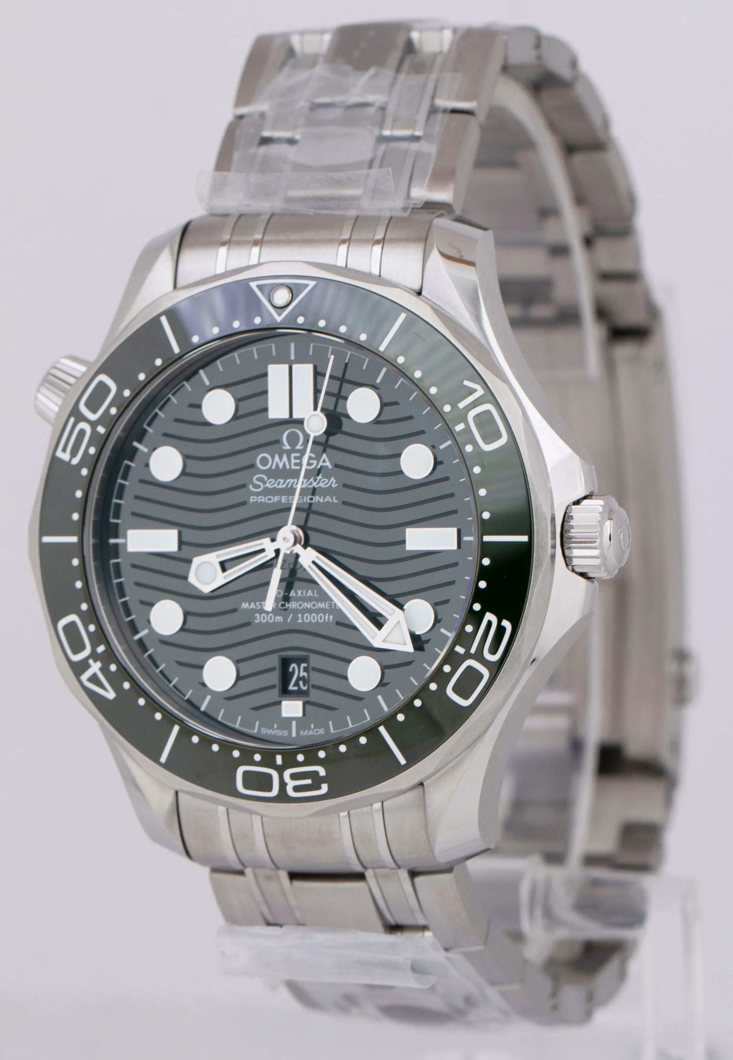 NEW STICKERED 2023 Omega Seamaster 300 GREEN Steel Watch 210.30.42.20.10.001 B P