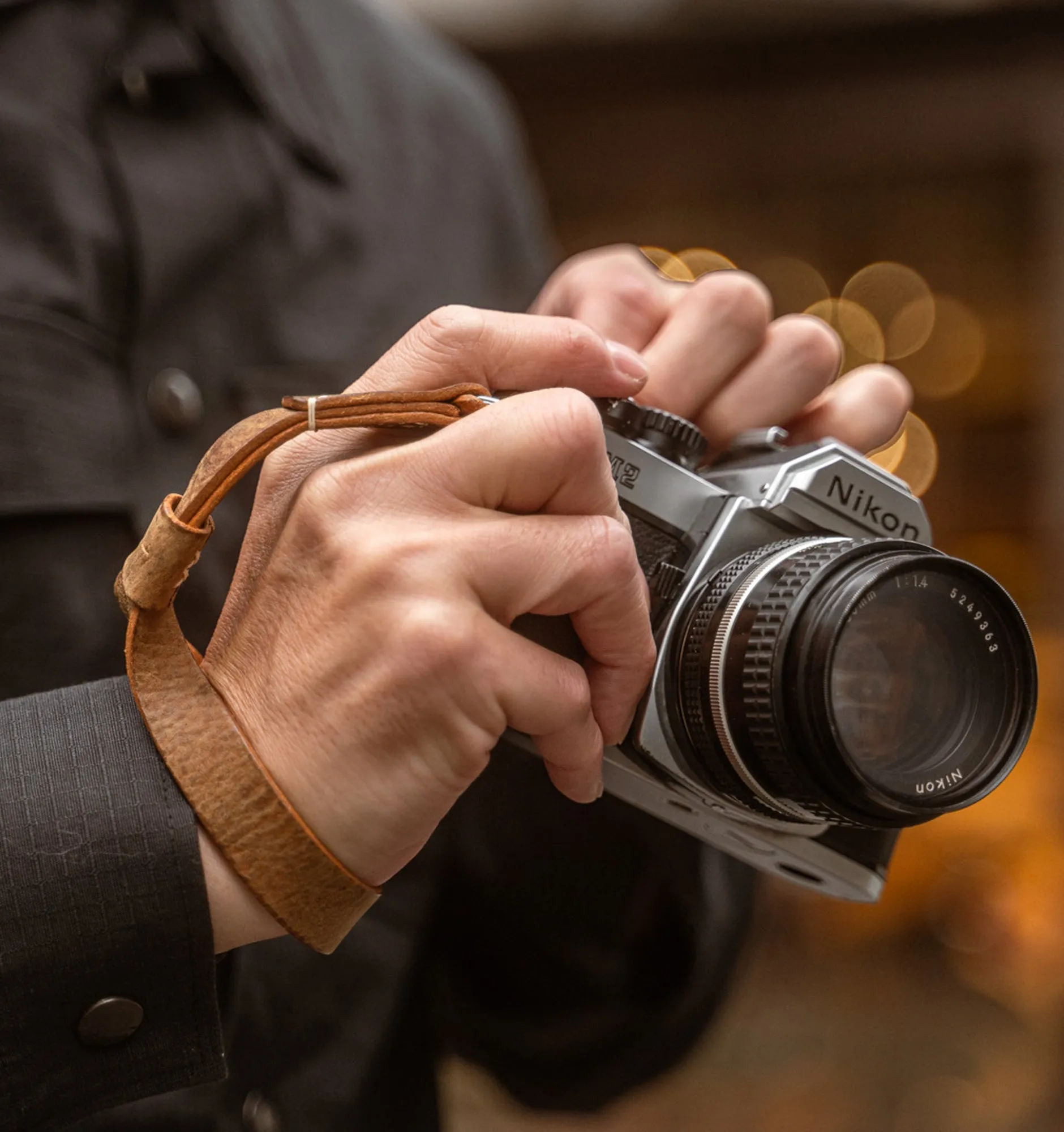 Wotancraft Full Leather Camera Wrist Strap (Cura Split Rings)